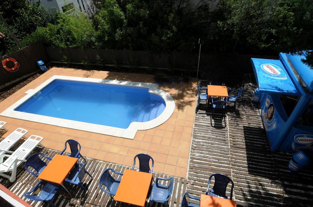 Apartamentos Ar Caribe Lloret de Mar Exteriör bild